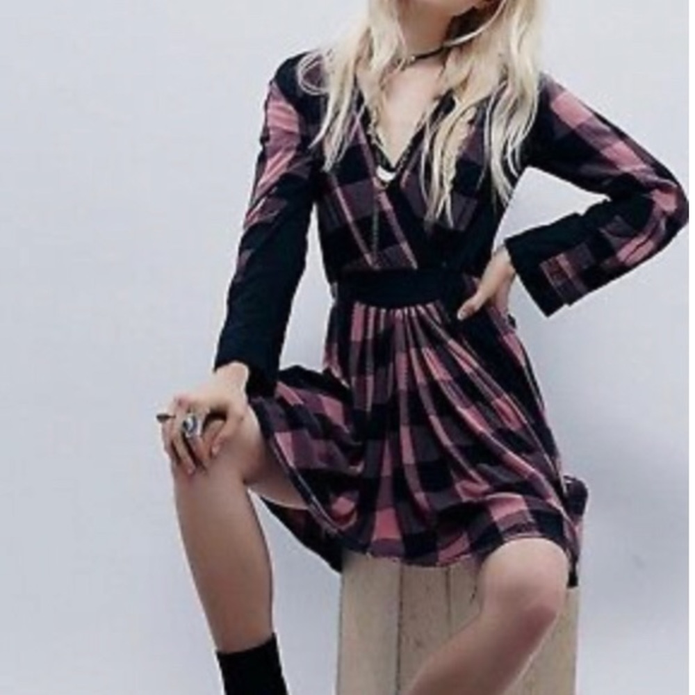 NEW ROMANTICS DRESS - Picture 2 of 8